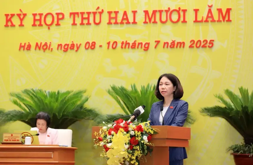 Giám đốc Công an Hà Nội kiểm tra, người dân La Phù nộp nhiều bánh kẹo