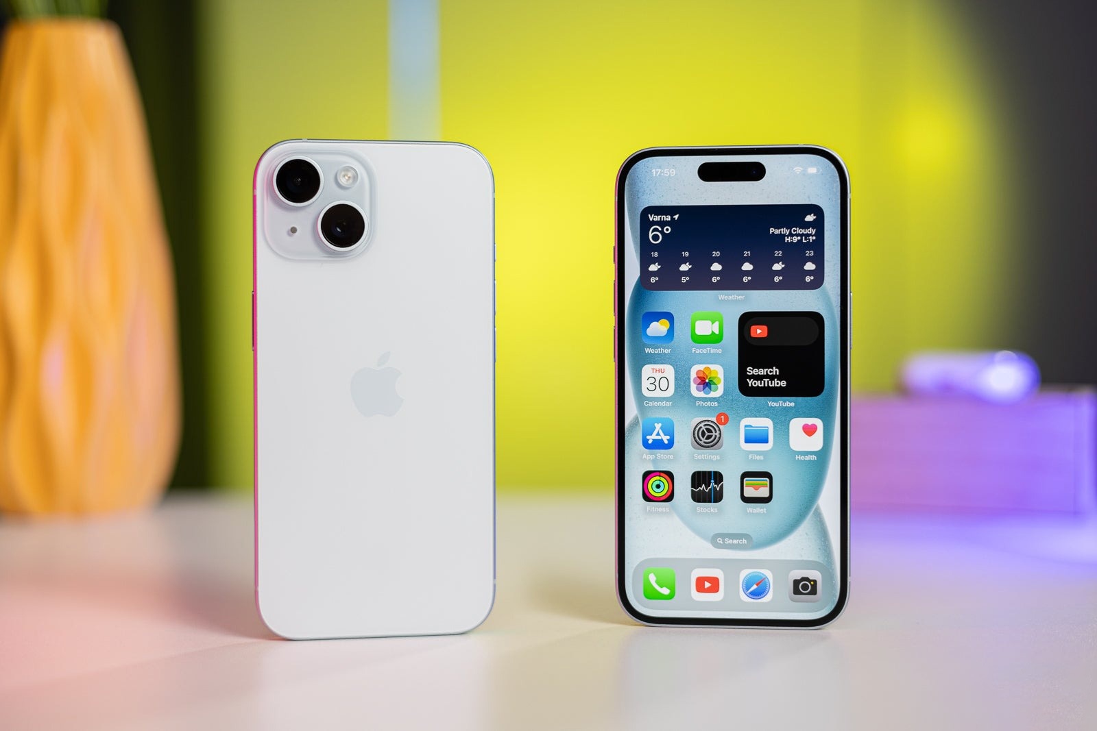 Động thái khai tử các thiết bị cũ giúp Apple 
