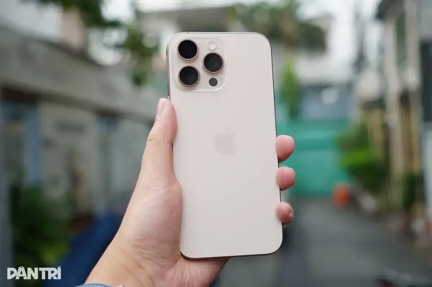 Giá iPhone 16 biến động ra sao trước ngày iPhone 17 ra mắt?
