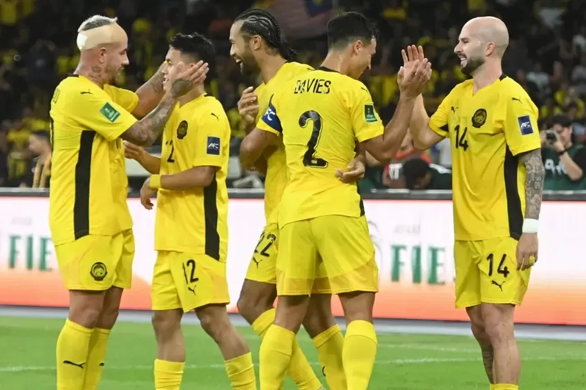 Báo chí Malaysia phản ứng sau khi FIFA công bố chứng cứ gian lận về thị thực cầu thủ